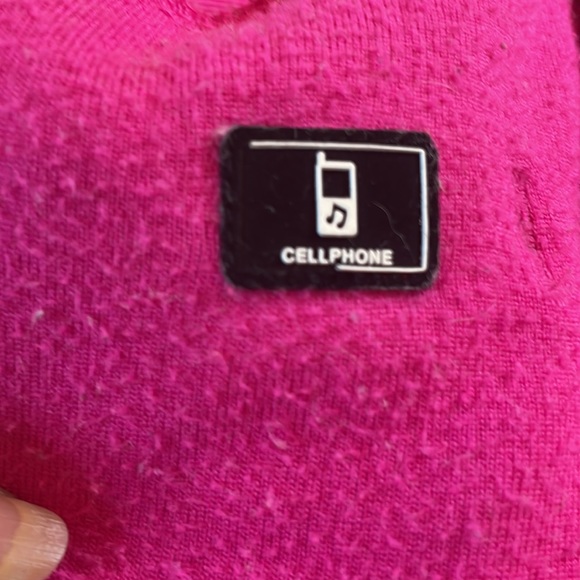 Calvin Klein - Picture 8 of 9